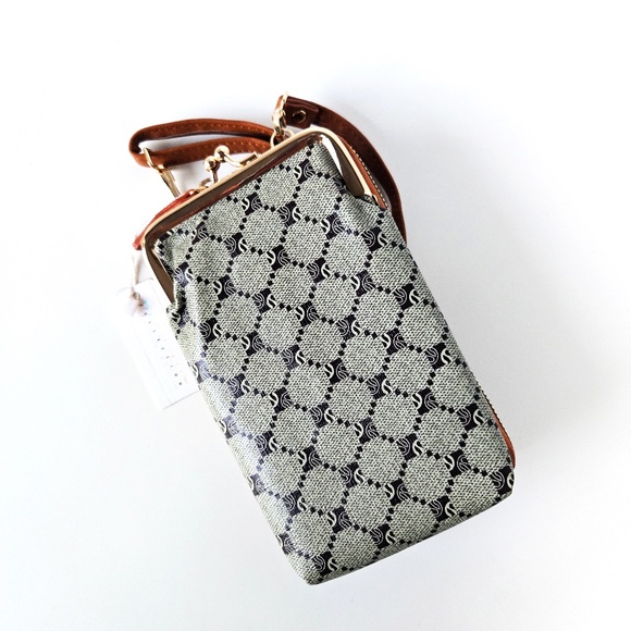 Park Ave Collection Cream & Tan Geometric Crossbody Phone Wallet - Picture 5 of 10